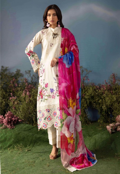 Crimson Lily Statement Suite